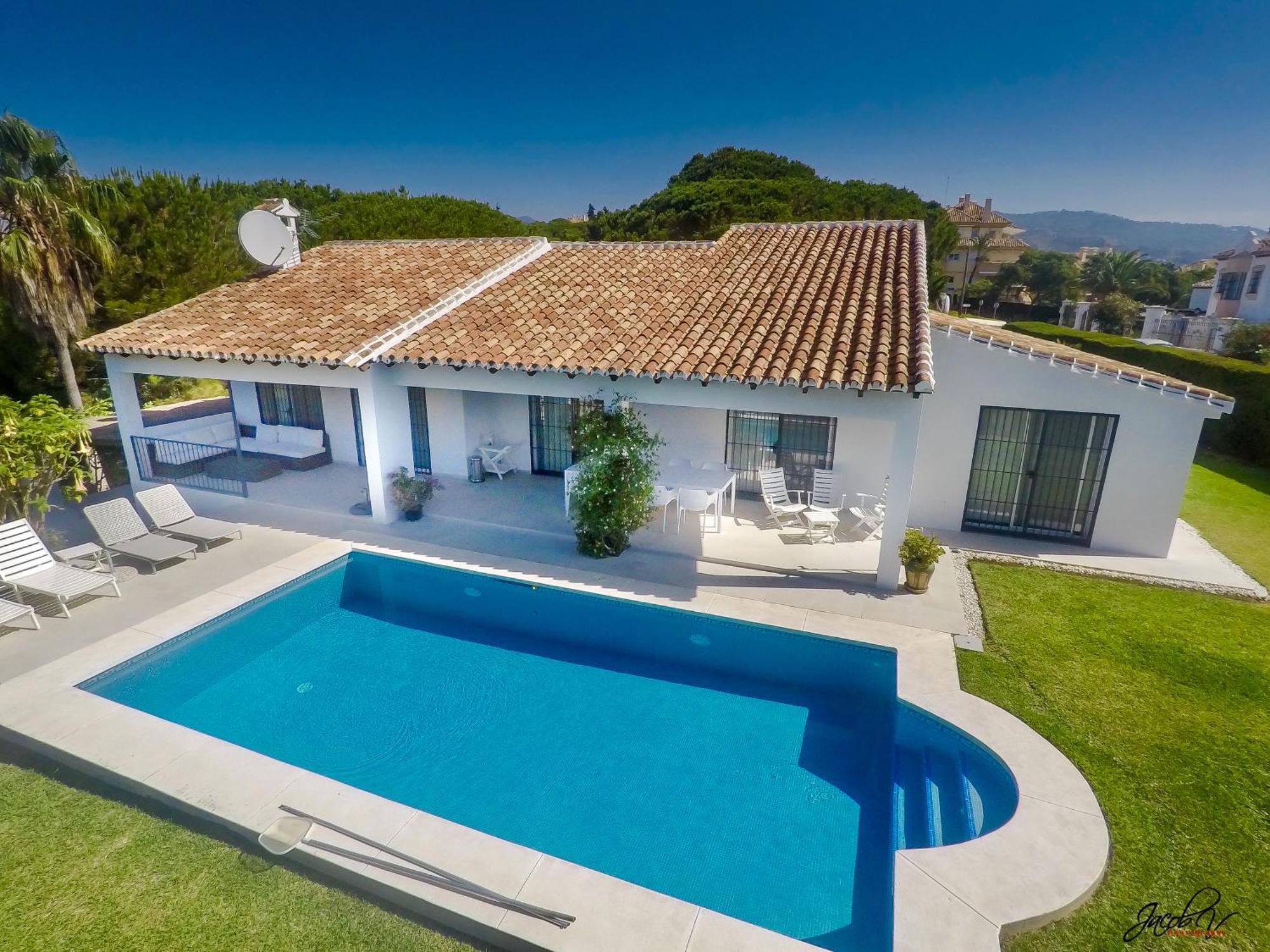 Great Villa Near Beach And Marbella Buitenkant foto